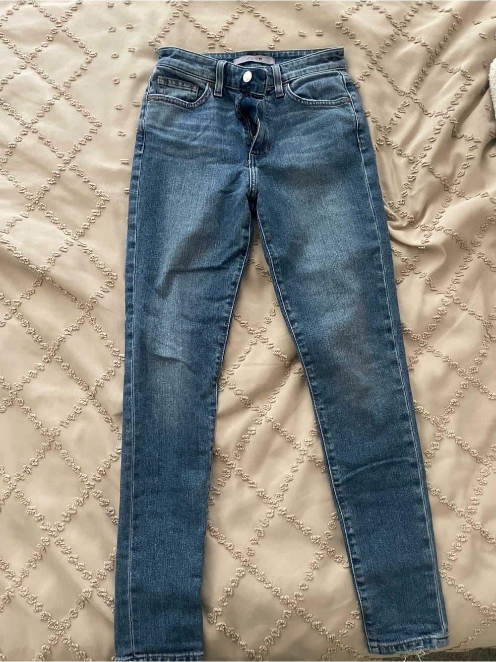 Joe's Jeans Medium Wash Skinny Jeans